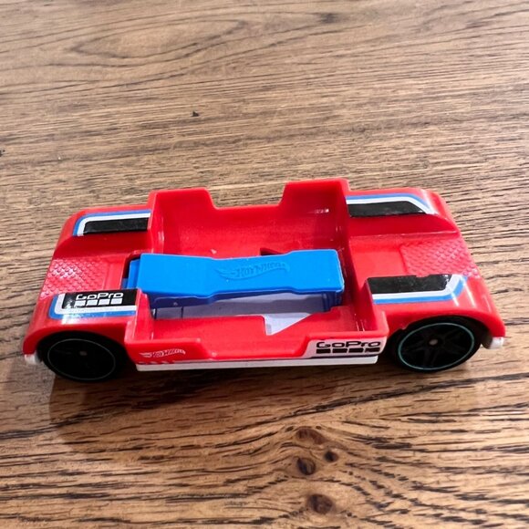 Hot Wheels Zoom In GoPro Hero Red & Blue Die-Cast Toy Car - Picture 1 of 5